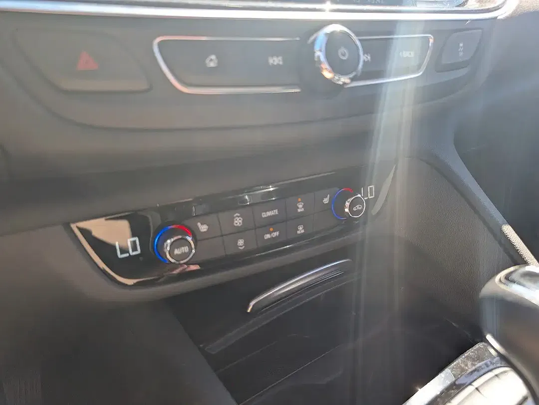 Opel Insignia - Thumbnail 13