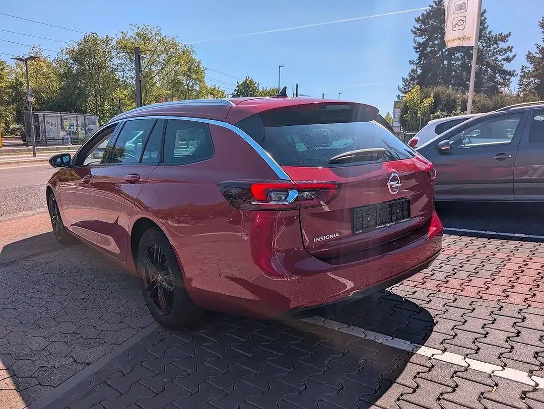 Opel Insignia - Thumbnail 5