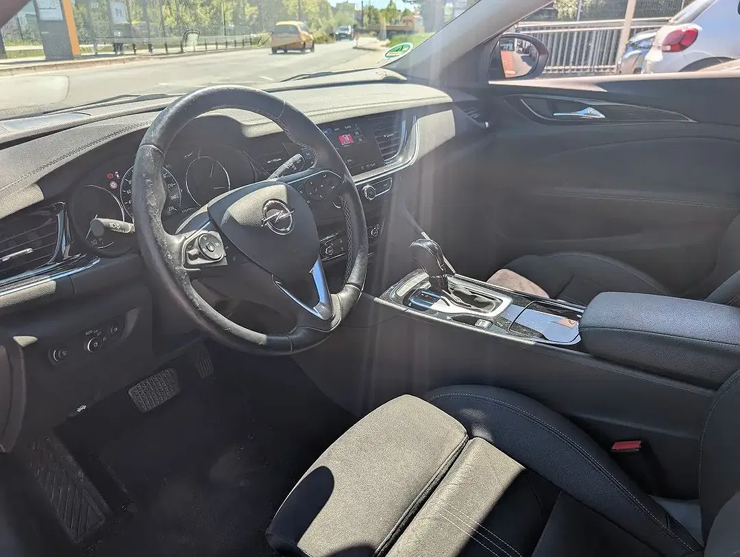 Opel Insignia - Thumbnail 8