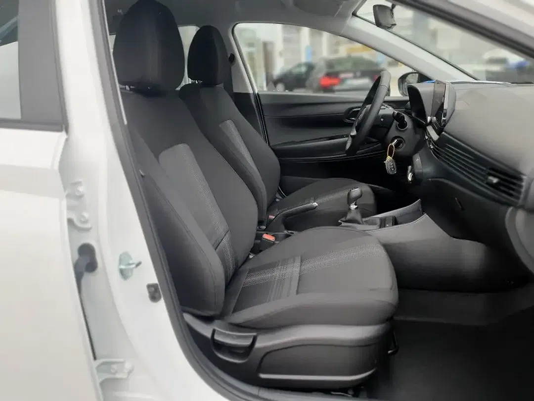 Hyundai i20 - Thumbnail 12