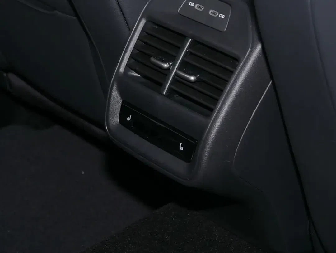 Skoda Superb - Thumbnail 8