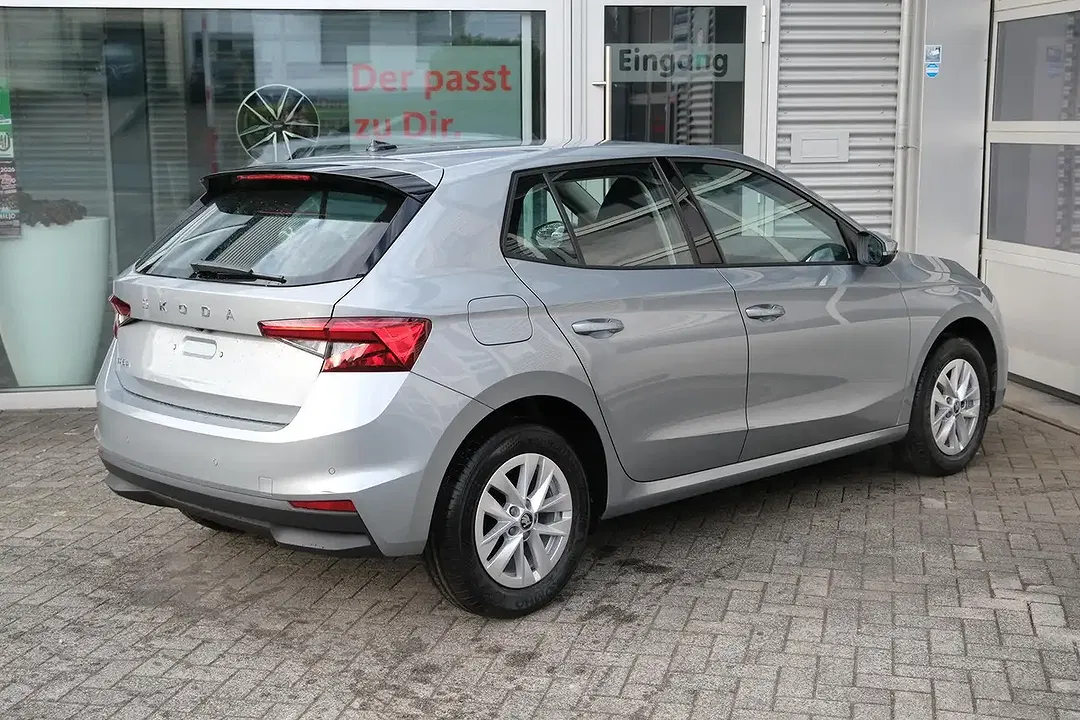 Skoda Fabia - Thumbnail 5