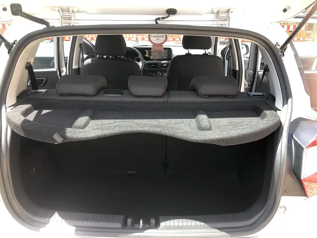 Hyundai i10 - Thumbnail 14
