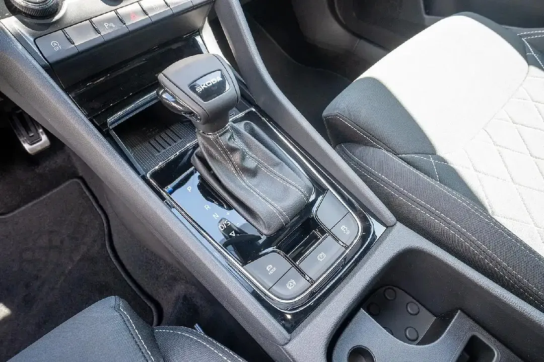 Skoda Karoq - Thumbnail 12