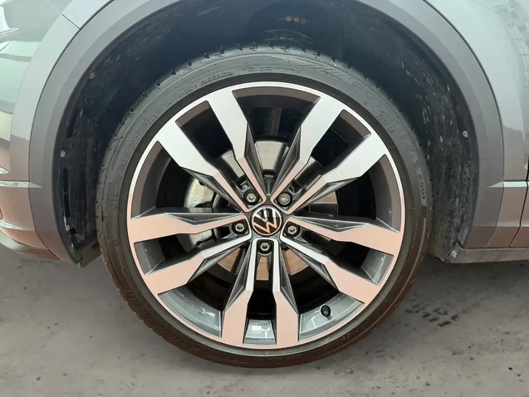 Volkswagen T-Roc - Thumbnail 14