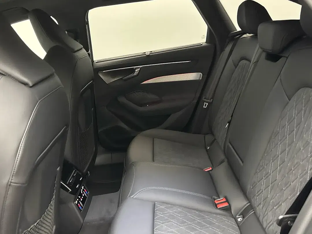 Audi A6 - Thumbnail 10