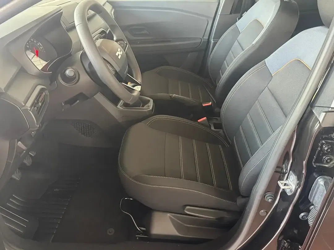 Dacia Sandero - Thumbnail 8