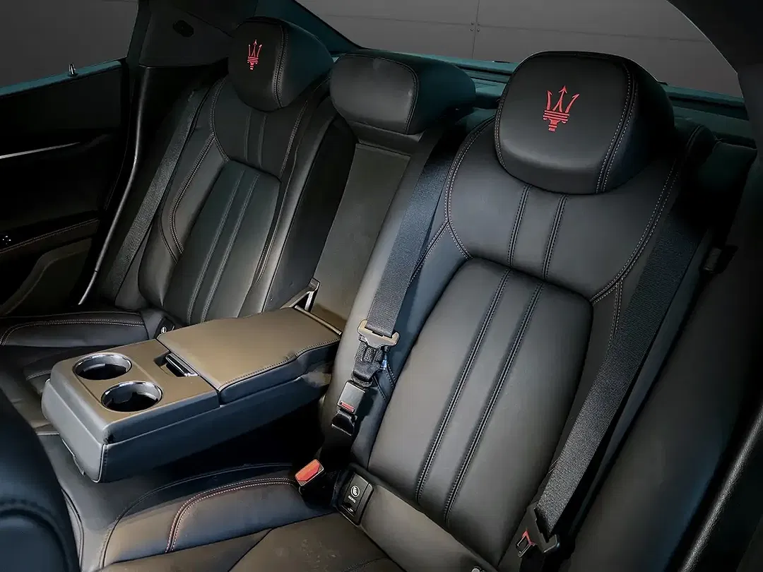 Maserati Ghibli - Thumbnail 12