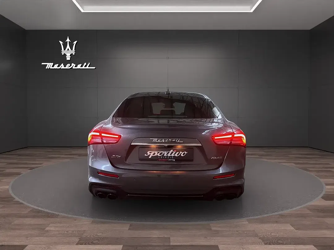 Maserati Ghibli - Thumbnail 6