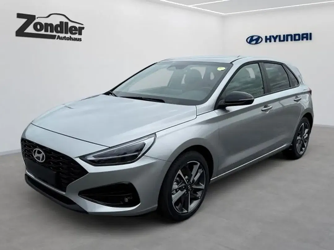 Hyundai i30 - Thumbnail 1