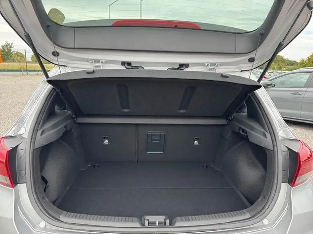 Hyundai i30 - Thumbnail 6