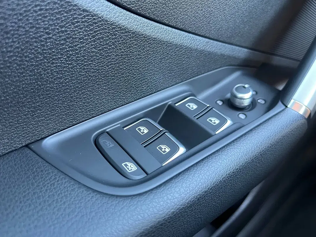 Audi Q2 - Thumbnail 18