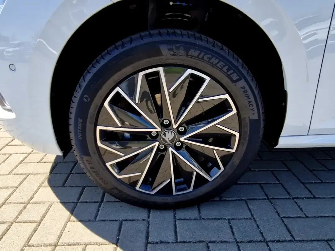 Skoda Kamiq - Thumbnail 14