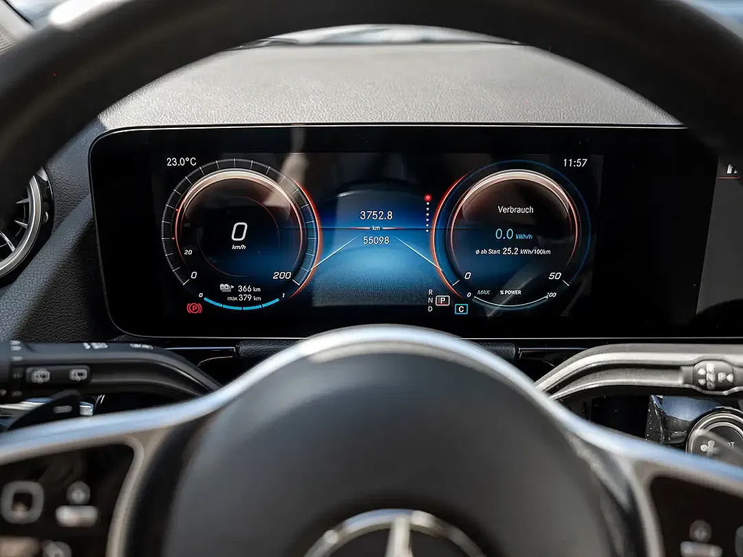 Mercedes-Benz EQA 250 - Thumbnail 22