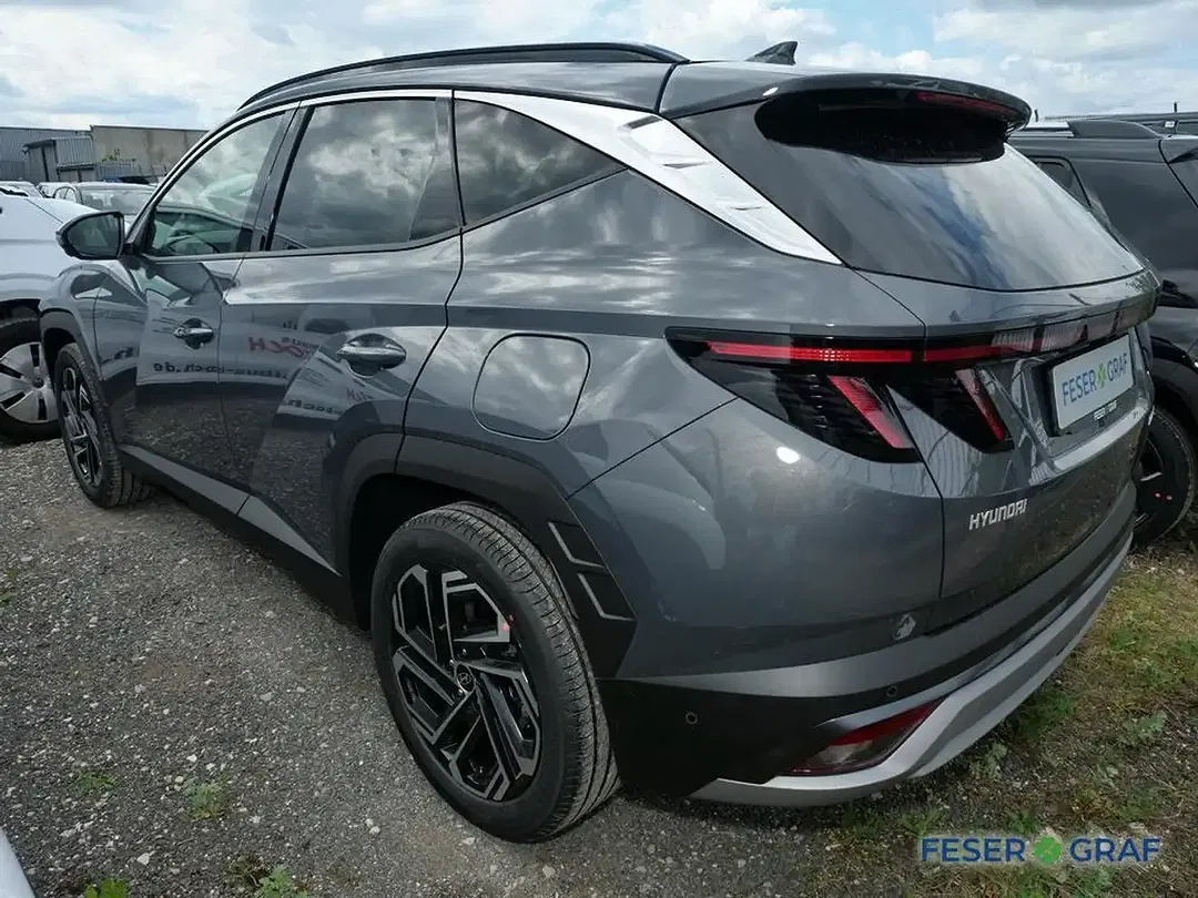Hyundai TUCSON - Thumbnail 2