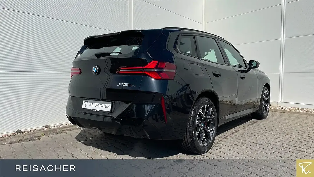 BMW X3 - Thumbnail 2