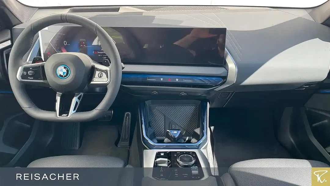BMW X3 - Thumbnail 6