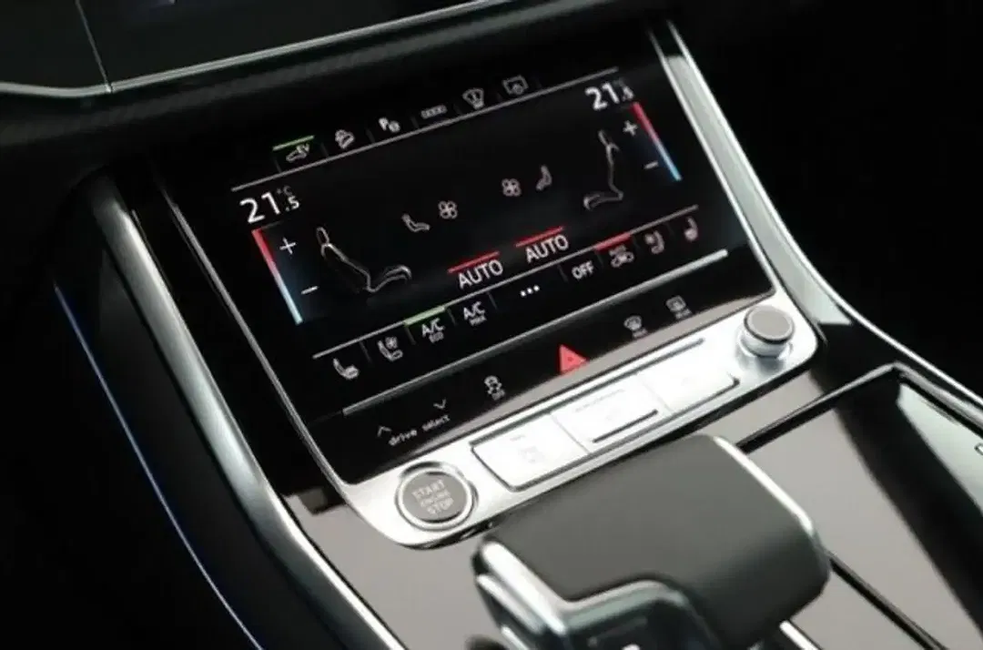 Audi Q8 - Thumbnail 15