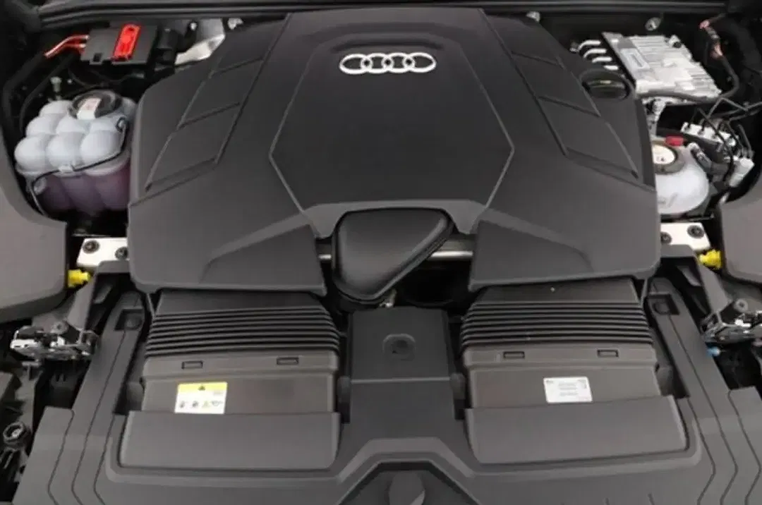 Audi Q8 - Thumbnail 20