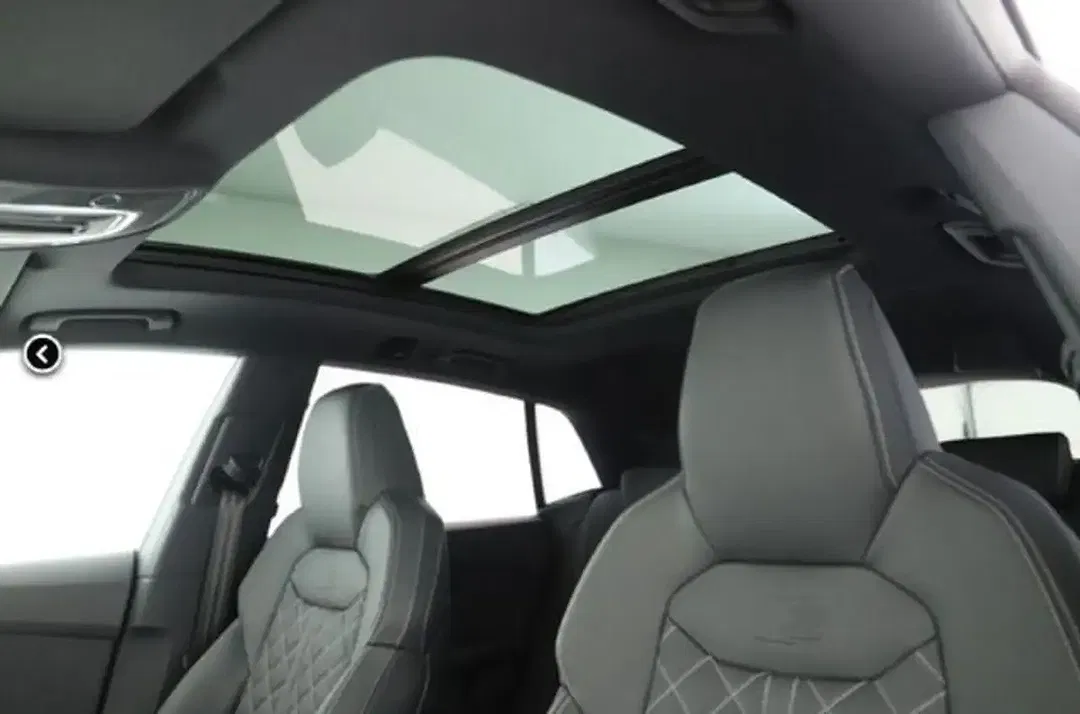 Audi Q8 - Thumbnail 9