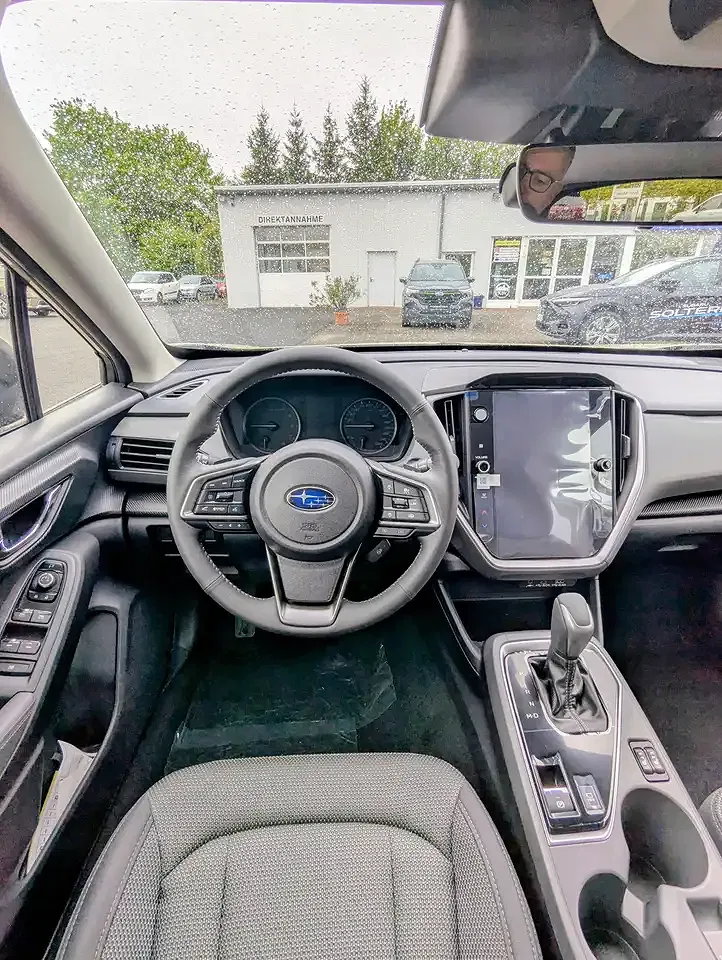 Subaru Crosstrek - Thumbnail 13