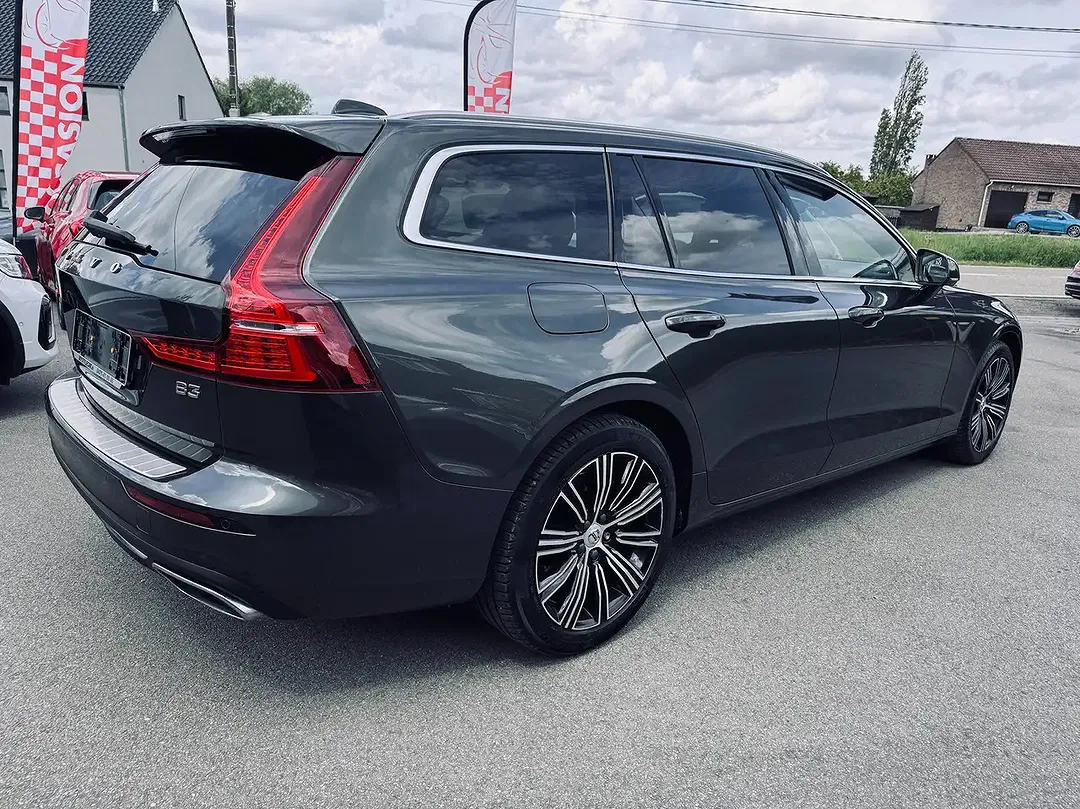 Volvo V60 - Thumbnail 6
