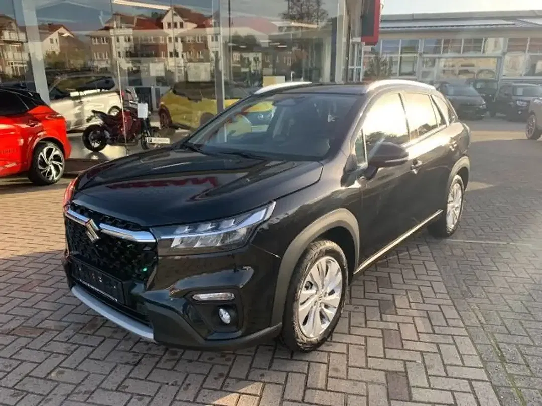 Suzuki S-Cross - Thumbnail 2