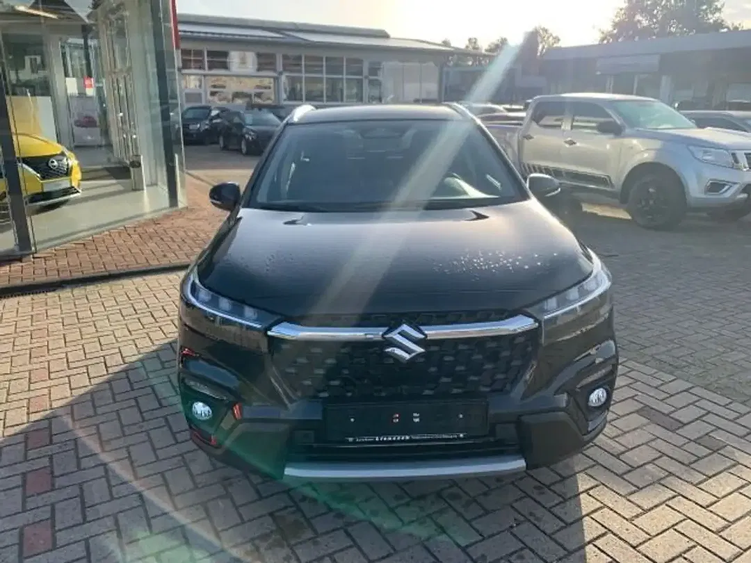 Suzuki S-Cross - Thumbnail 3
