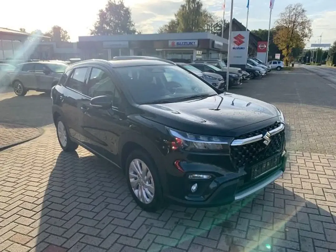 Suzuki S-Cross - Thumbnail 4