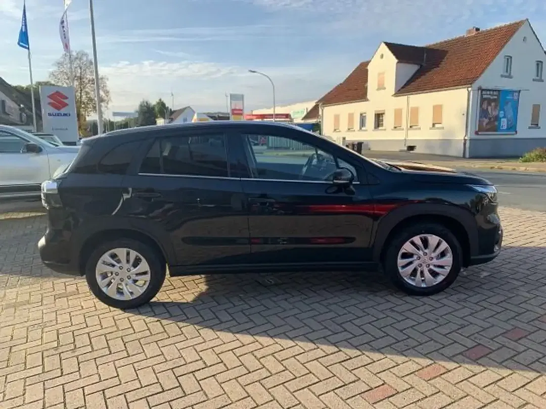 Suzuki S-Cross - Thumbnail 5