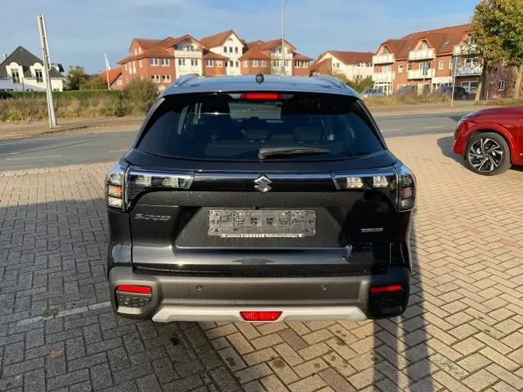 Suzuki S-Cross - Thumbnail 7