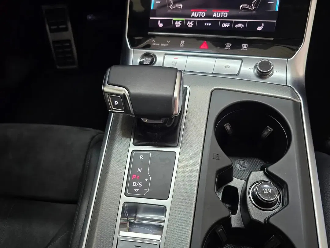 Audi A6 - Thumbnail 11