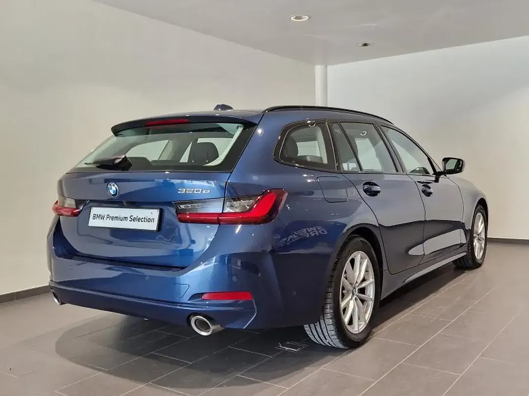 BMW 320 - Thumbnail 2