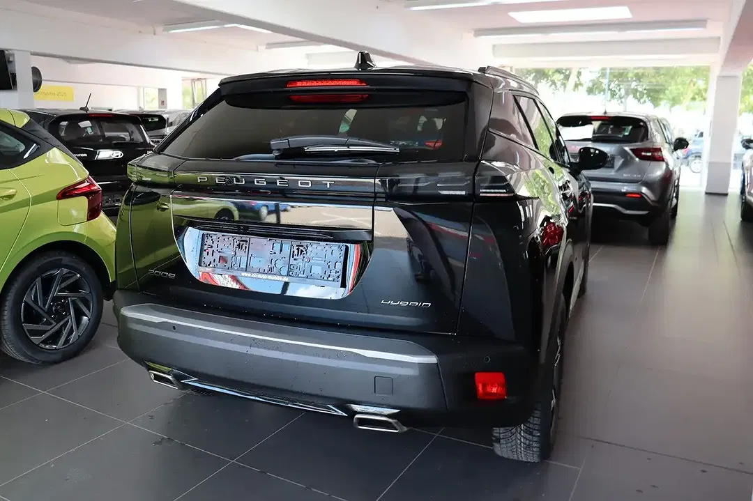 Peugeot 2008 - Thumbnail 4