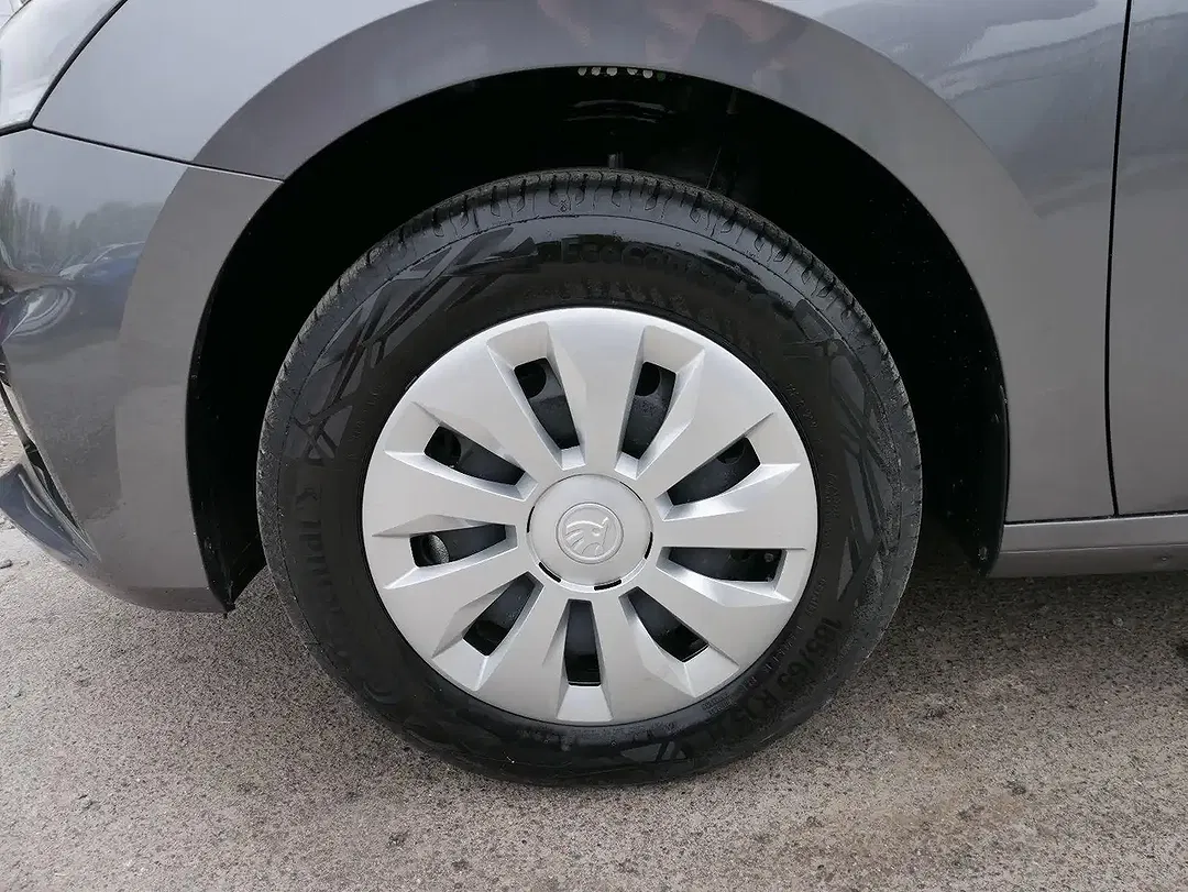 Skoda Fabia - Thumbnail 5