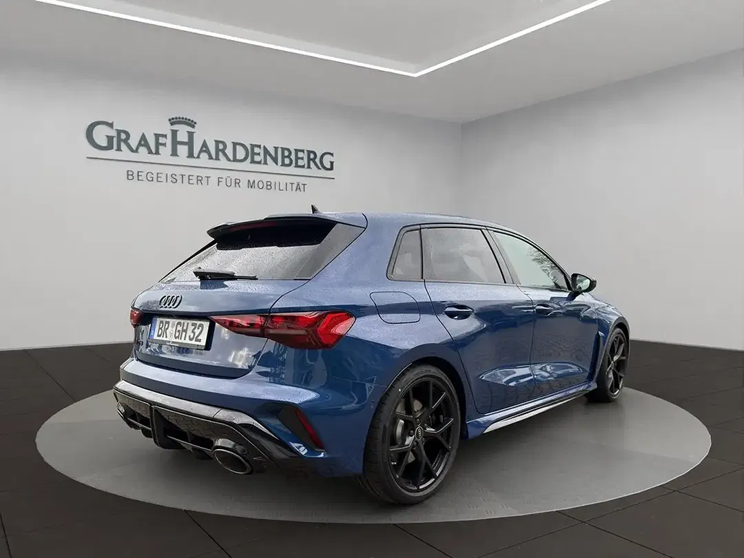 Audi RS3 - Thumbnail 6