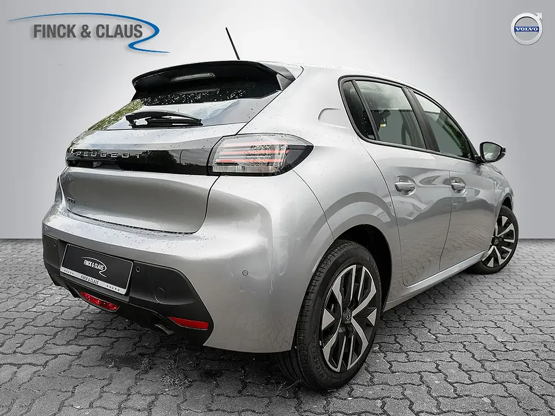 Peugeot 208 - Thumbnail 3
