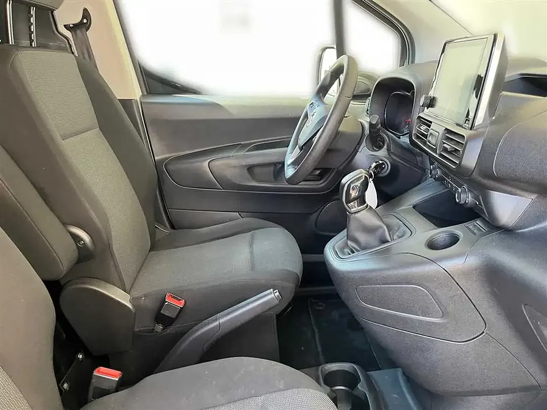 Opel Combo - Thumbnail 17