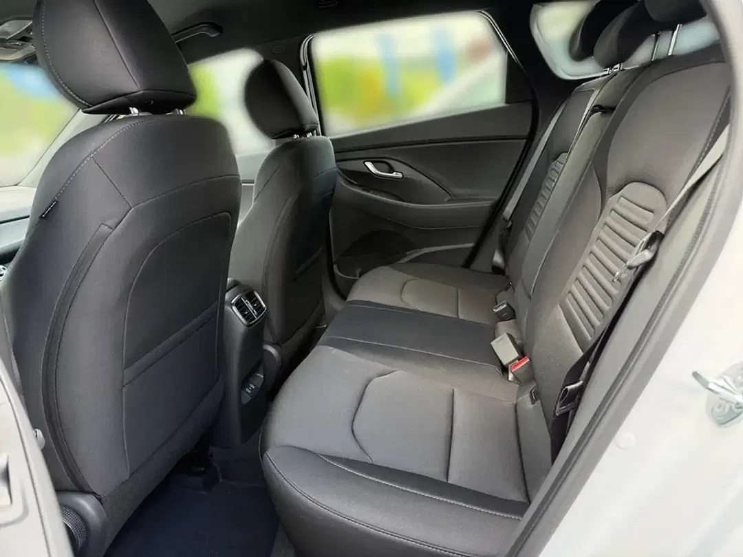 Hyundai i30 - Thumbnail 11