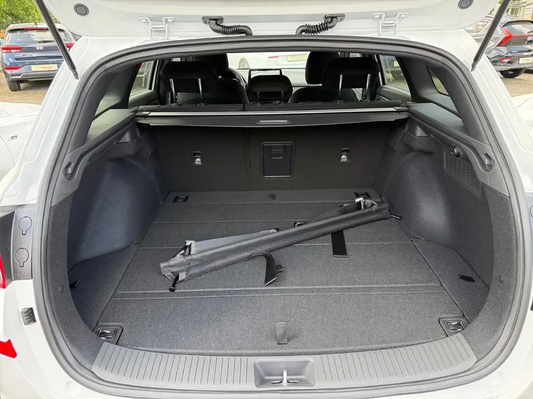 Hyundai i30 - Thumbnail 12