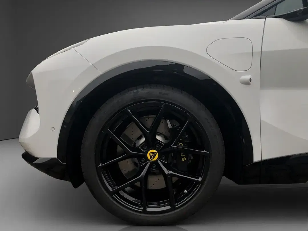 Lotus Eletre - Thumbnail 10