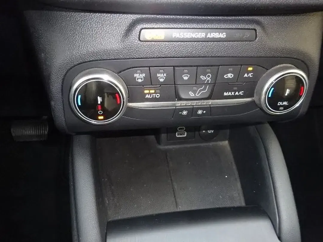 Ford Kuga - Thumbnail 13