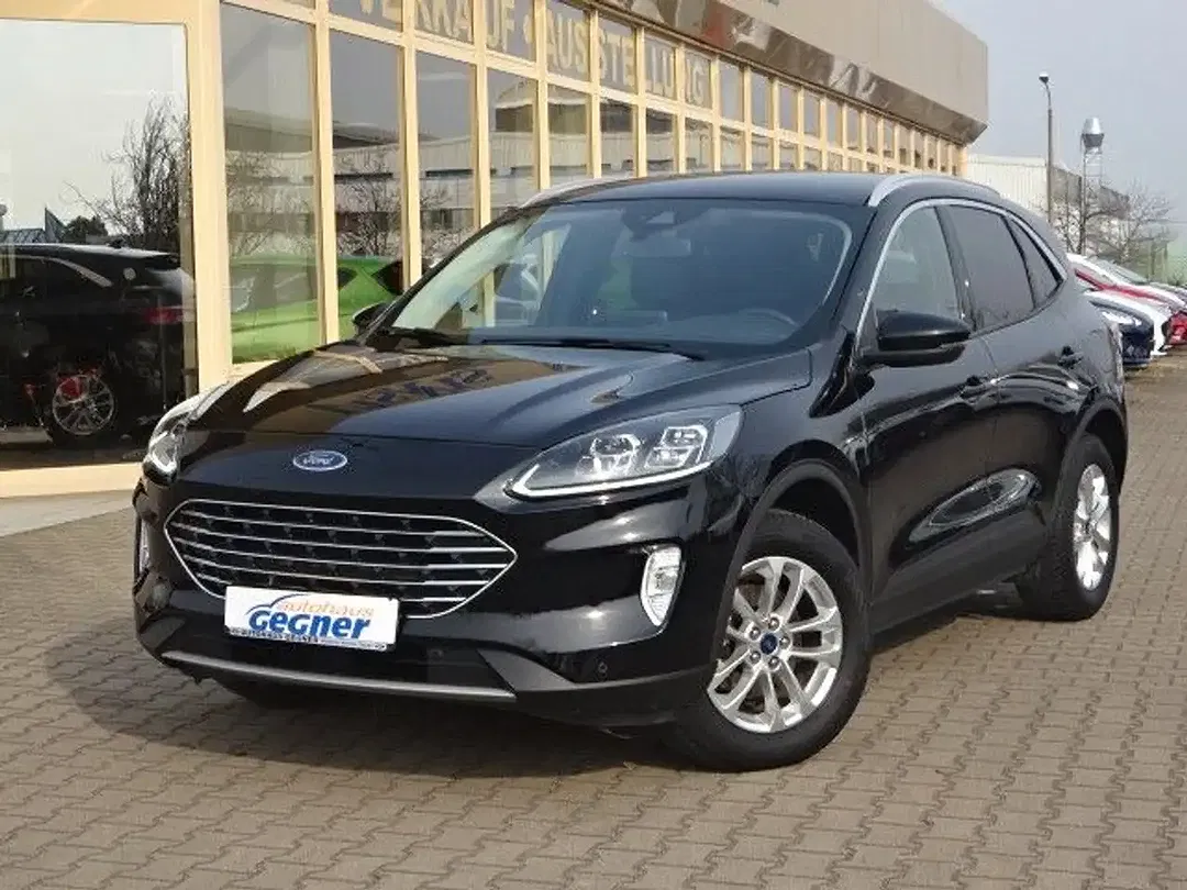 Ford Kuga - Thumbnail 1