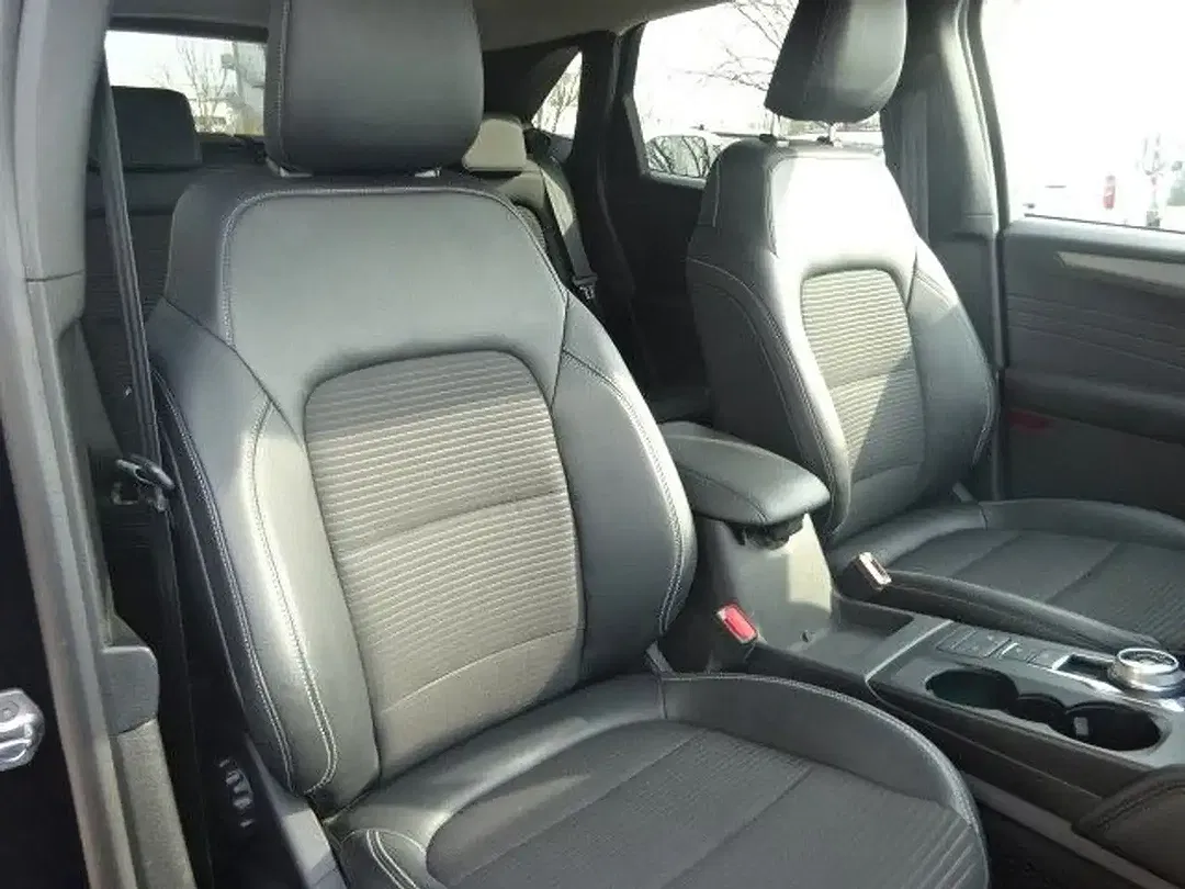 Ford Kuga - Thumbnail 7