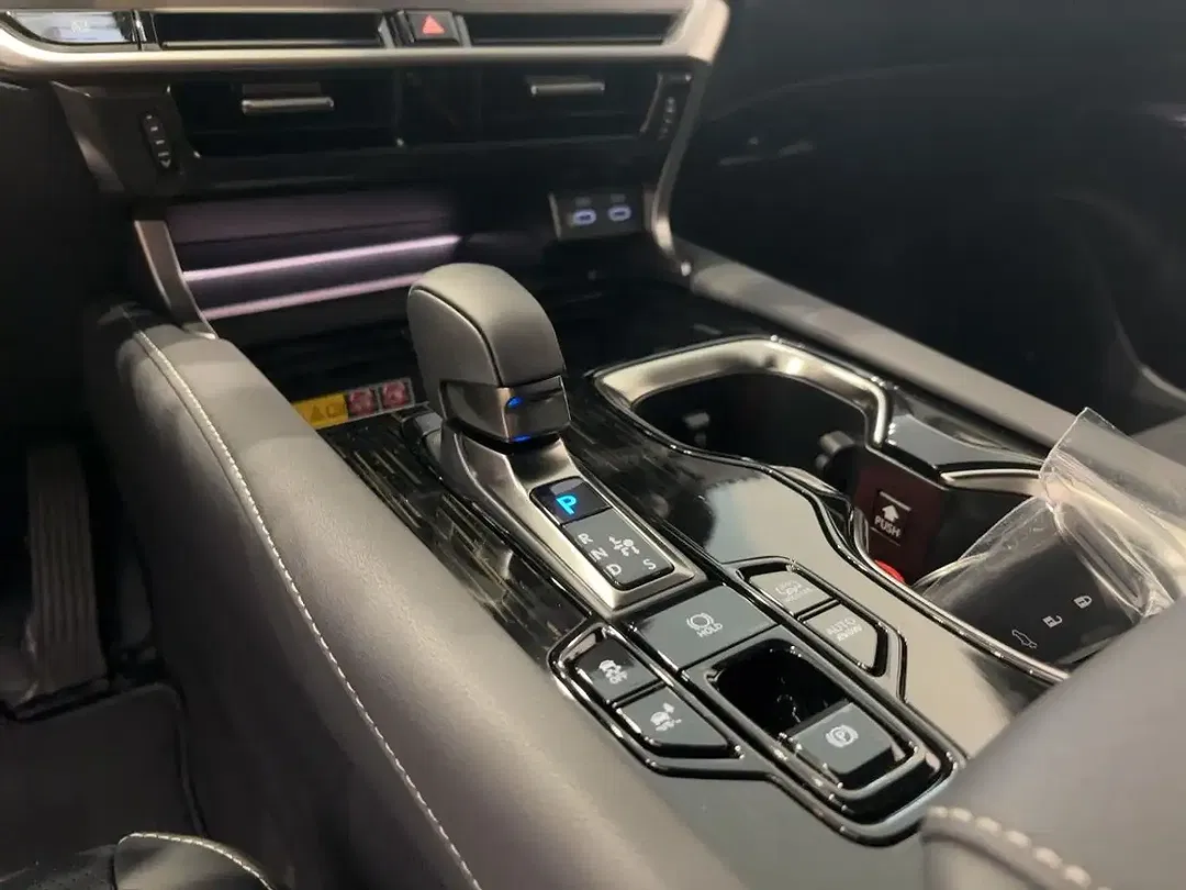 Lexus RX 450h - Thumbnail 13