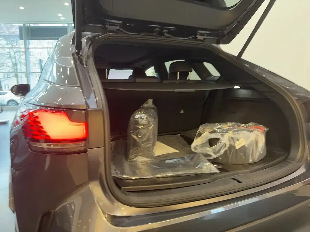 Lexus RX 450h - Thumbnail 7
