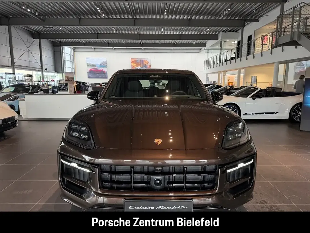 Porsche Cayenne - Thumbnail 4