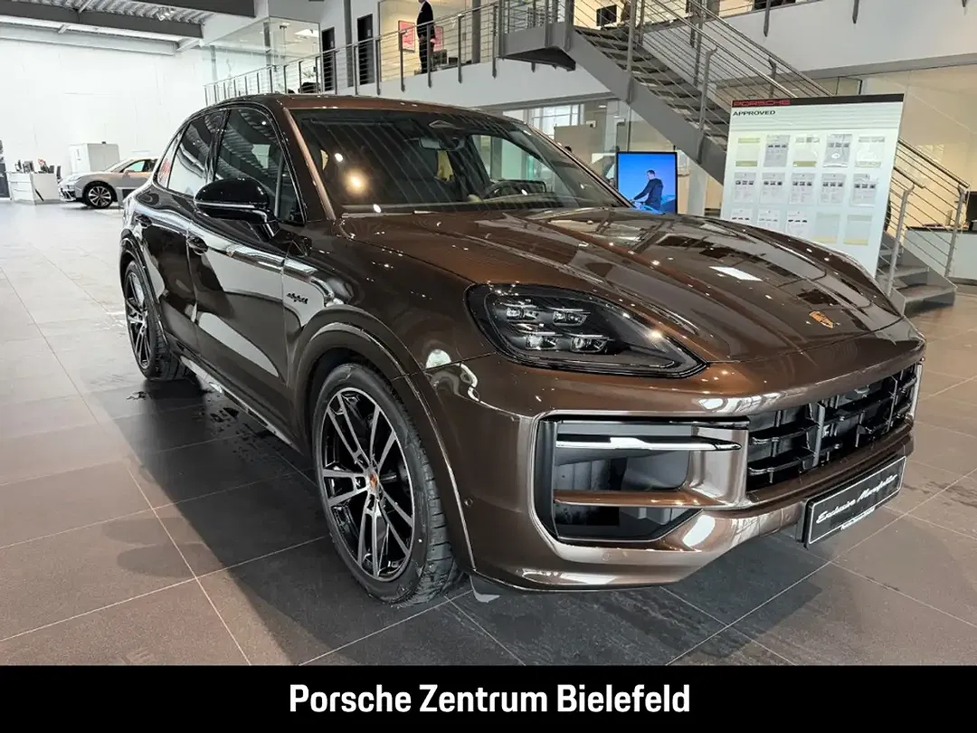 Porsche Cayenne - Thumbnail 8