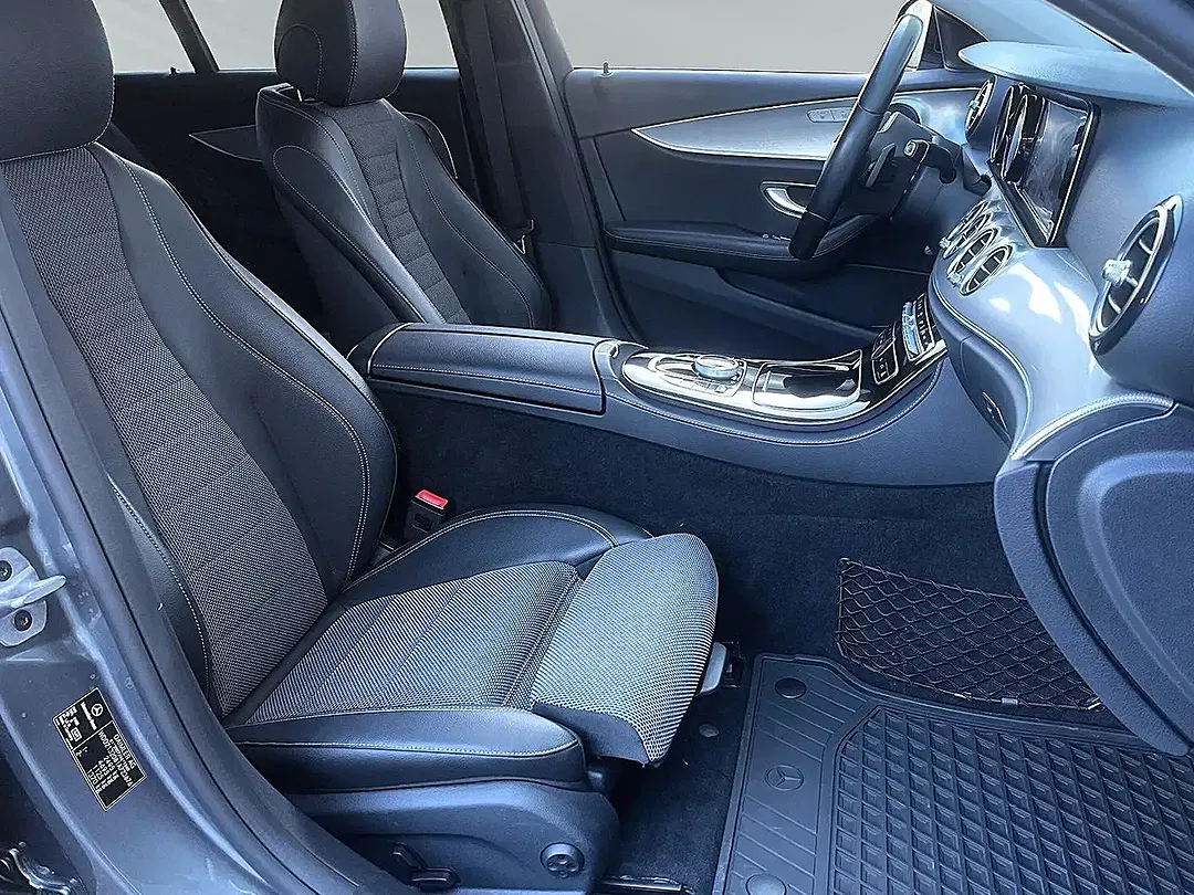 Mercedes-Benz E 300 - Thumbnail 10