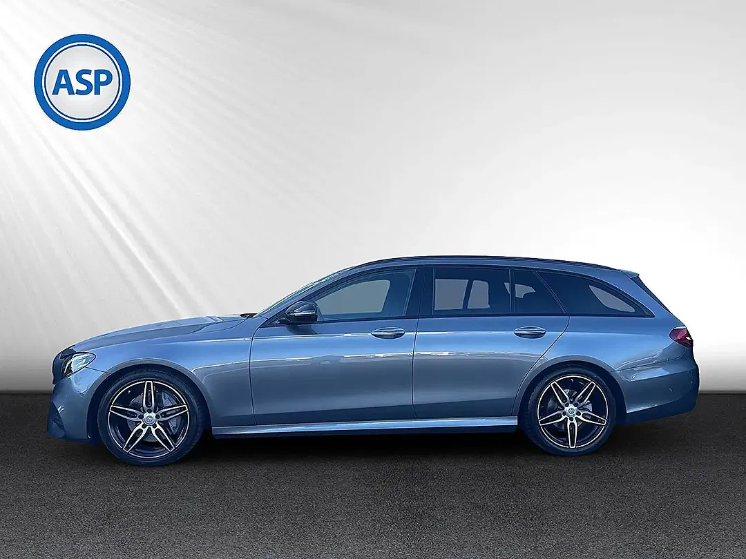 Mercedes-Benz E 300 - Thumbnail 7